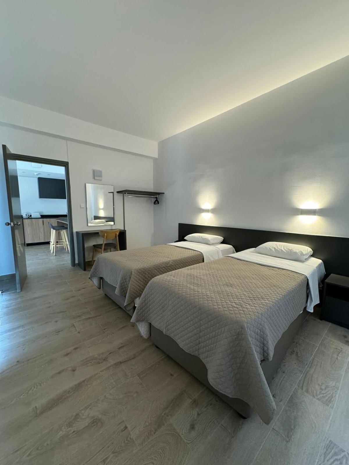 Aparthotel Sunflower 3*